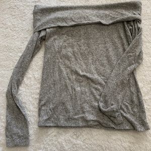 Off the shoulder long sleeve